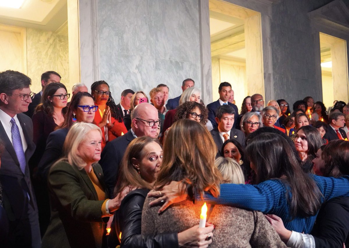 RepSarahElfreth's tweet image. The victims of Jeffrey Epstein have been denied justice for far too long. Thank you to all the survivors who courageously shared their stories to make this moment possible. I’m so grateful my colleagues and I could come together to not only honor the survivors, but vote in both…