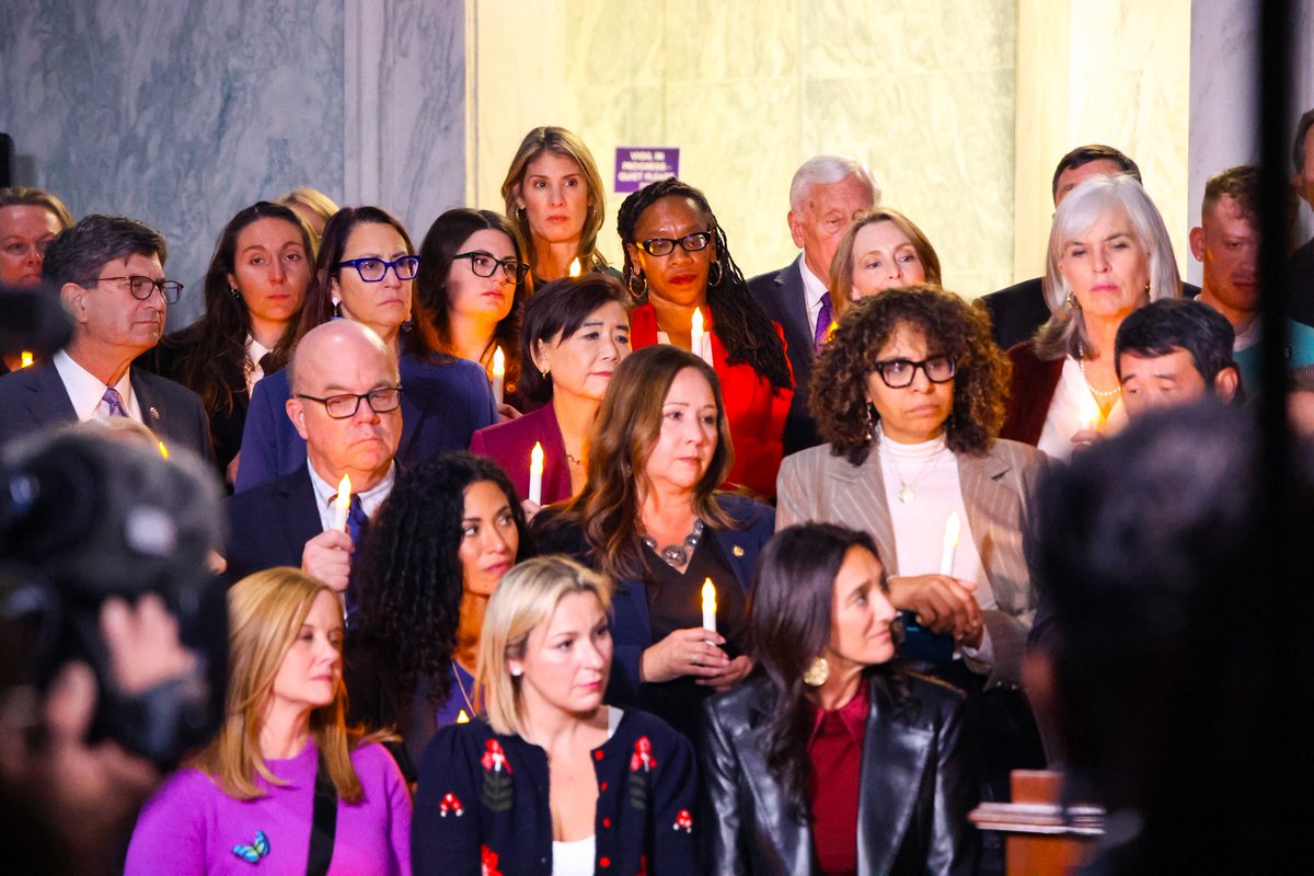 RepSarahElfreth's tweet image. The victims of Jeffrey Epstein have been denied justice for far too long. Thank you to all the survivors who courageously shared their stories to make this moment possible. I’m so grateful my colleagues and I could come together to not only honor the survivors, but vote in both…