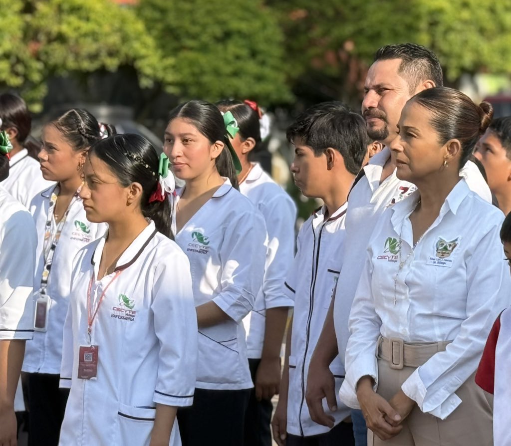 CecyteHuautla's tweet image. Hoy, 20 de noviembre, en el marco de la conmemoración del 115 Aniversario del Inicio de la Revolución Mexicana, el CECyTEH Huautla participó con gran orgullo en el evento organizado por el Ayuntamiento del Municipio de Huautla, presidido por el Ing. Jorge Alberto Hernández Cortés