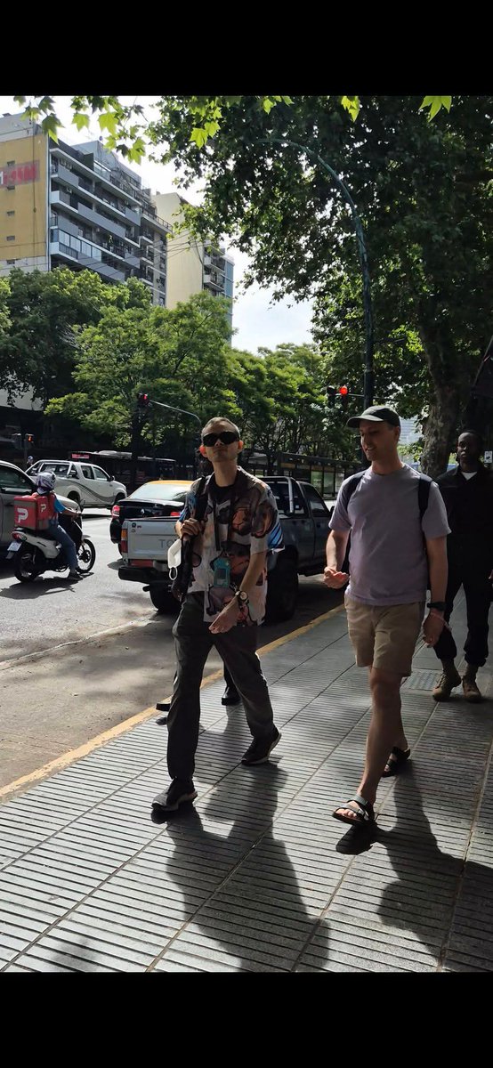 scarfacedoteth's tweet image. Being at @EFDevcon means casually bumping into @VitalikButerin on the streets of Argentina 🇦🇷

Only in the @ethereum ecosystem do legends walk among us like it’s nothing.
The vibes here are unreal.

#Devcon #Ethereum #Vitalik #Web3