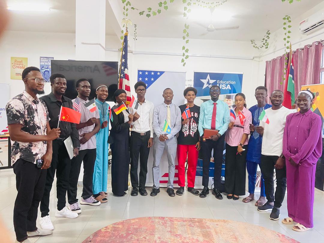 Wakanda_20's tweet image. I am thrilled to have participated in the #InternationalModelUN simulation training as an observer for the 🇬🇲 chapter where I witnessed delegates engage in thought provoking discussions &amp;amp; develop essential skills in diplomacy, public speaking &amp;amp; conflict resolution. #ModelUN