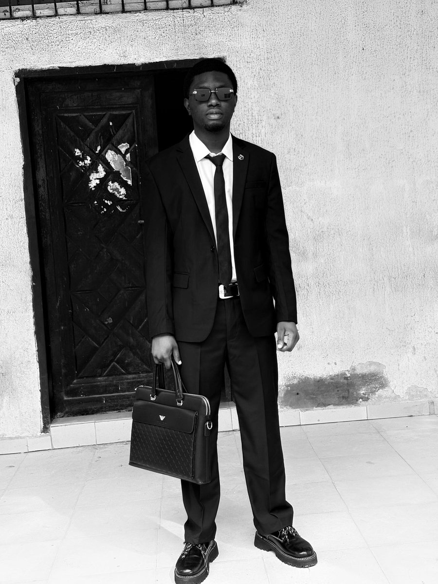 Citoweb3's tweet image. If a customer complains, they still care.
Silence is the real danger.
Use feedback as fuel to improve. 🔧
#FeedbackCulture #CustomerRetention
#opentowork #NowHiring #jobsearch #hiring #JobSeekers #RemoteJobs #WorkFromHome