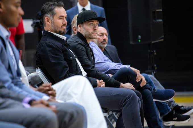 LakersLead's tweet image. BREAKING: The Lakers have TERMINATED the contracts of Jesse and Joey Buss effective immediately 😳