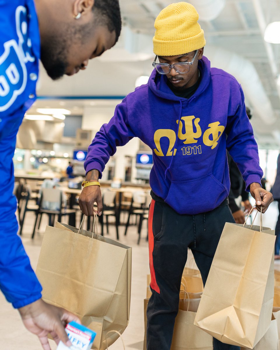 Elizabeth City State University tweet media