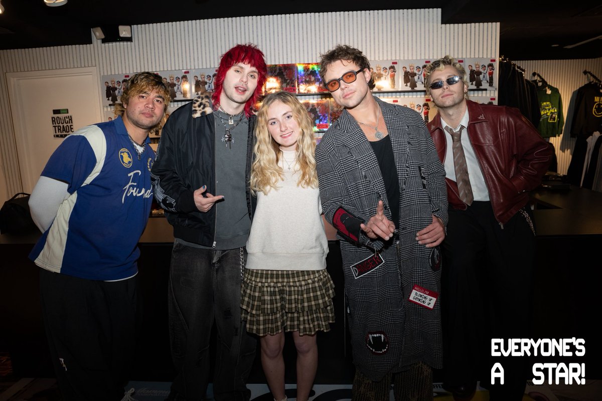 ★ allie MET 5sos ★ tweet media