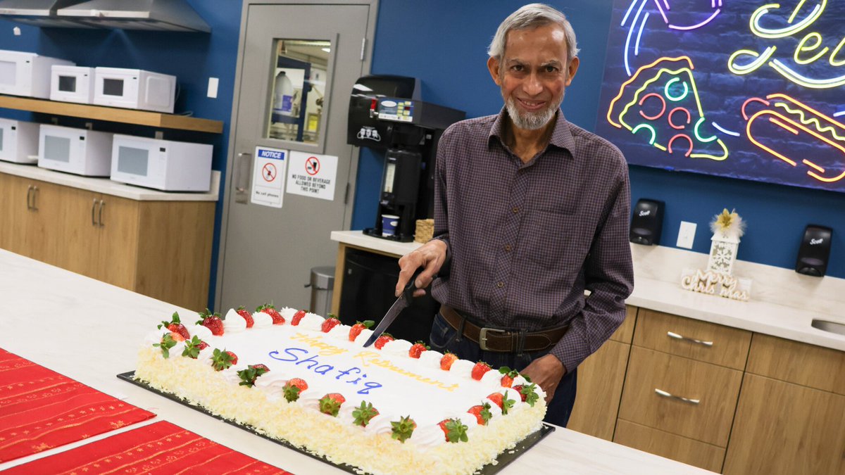 ALLANSON_INT's tweet photo. 🎉 This week, we celebrate the well-earned retirement of Shafiqul Islam, who has been a valued member of Allanson for the past 13 years.
Shafiqul, thank you for your years of service. Wishing you happiness, health, and exciting new adventures ahead! 🎊✨

#HappyRetirement https://t.co/RJdvwWuO6w
