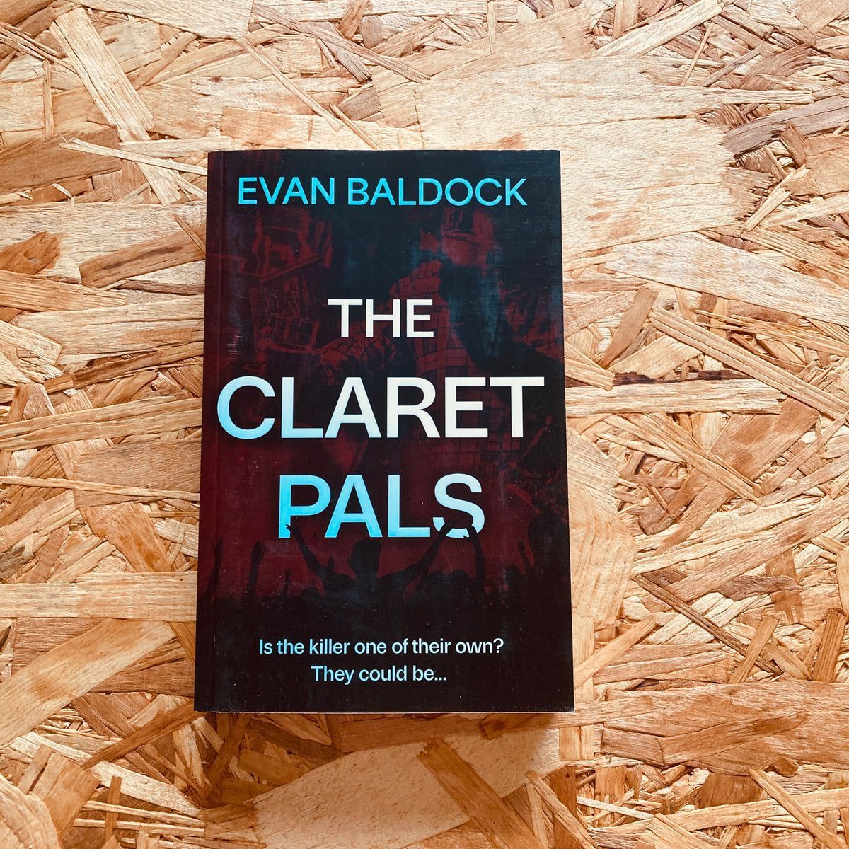 StanchionBooks's tweet photo. 𝐑𝐄𝐒𝐓𝐎𝐂𝐊 | THE CLARET PALS by @BaldockEvan

A gripping crime novel where a series of sickeningly gruesome murders begins occurring close to the pubs that a group of Burnley fans meet in, and the killer is leaving clues trying to frame the group

🛒 https://t.co/RREYDKdfnI https://t.co/6bfmIuSWt6