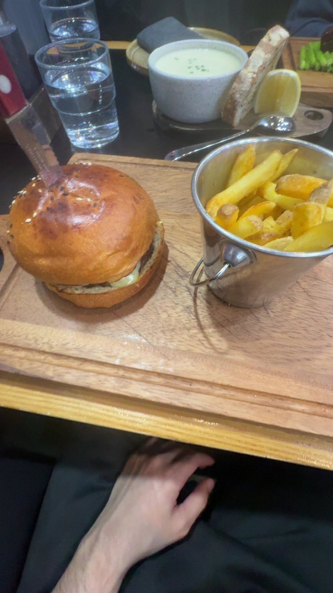 im1he's tweet image. 🤗