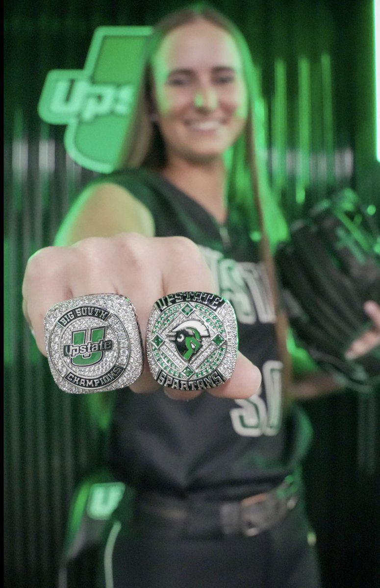 UpstateSoftball's tweet image. Life has a nice ring to it 💍

#SpartanArmy ⚔️