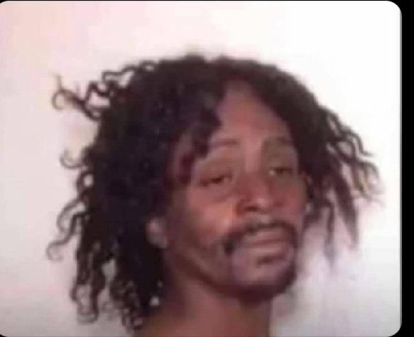 PTIME344899's tweet image. Wait since  my bluetick comot nobody dey see my tweet again 😩