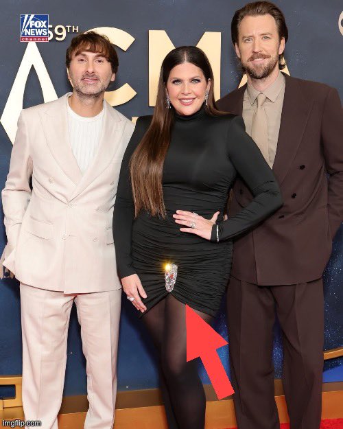 CylonPundit's tweet image. Ladies, what do you call this fashion accessory? #ACM