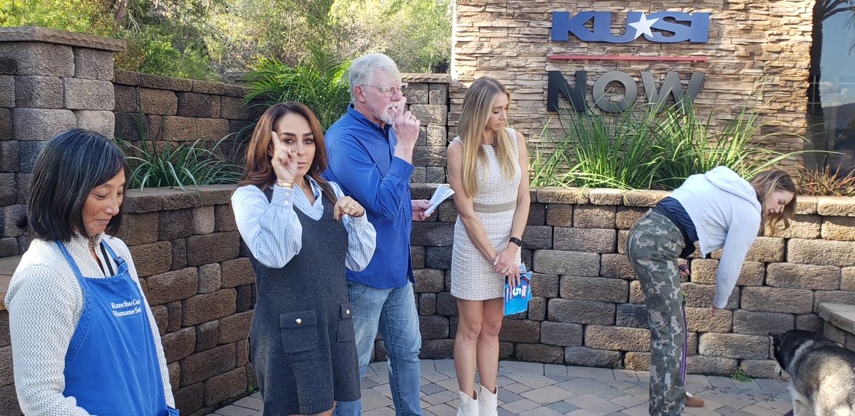 encdogguy's tweet image. Heather Lake and Shally Zomorodi introduced Adoptable Dogs from Rancho Coastal Humane Society on the FOX 5 San Diego Morning News. Polly Pocket and Loaded Piper are available NOW! Visit sdpets.org. #fox5sandiego #adoptabledogs
#shallyzomorodi #heatherlake