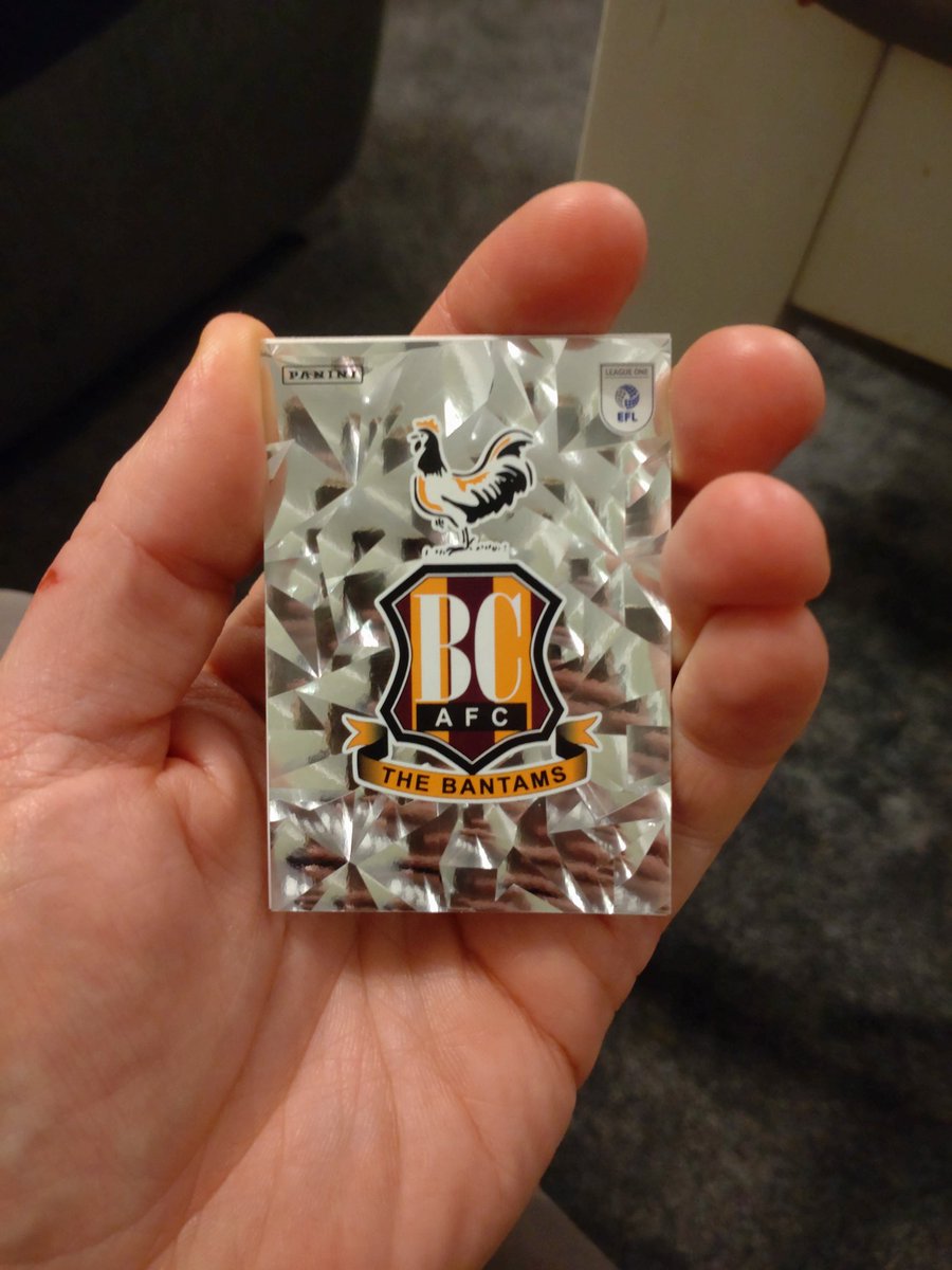 EmArSee1's tweet image. @officialbantams what do I win? 😂 🐓🐓🐓😍 @EFL @OfficialPanini #bcafc