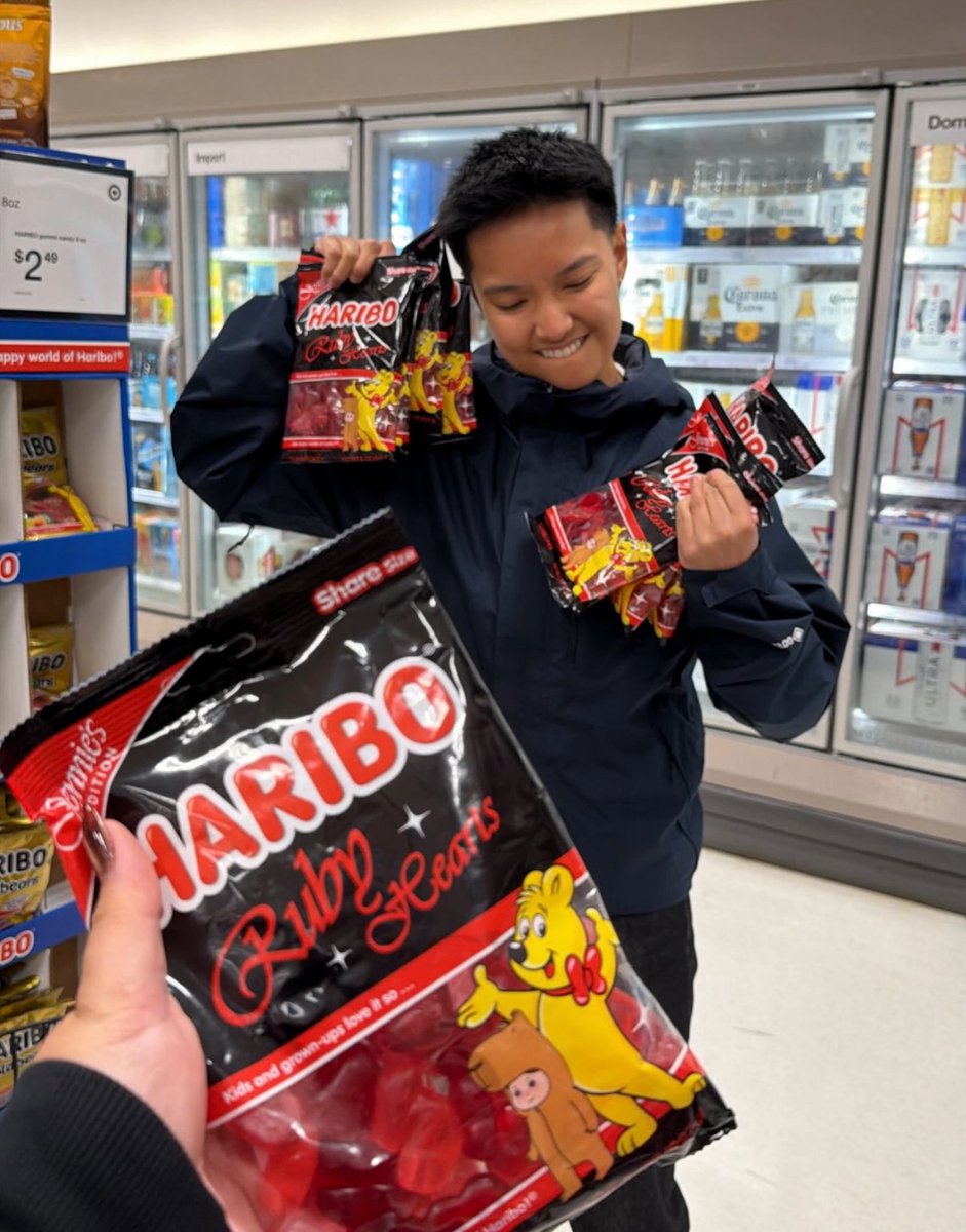 gibby tweet media