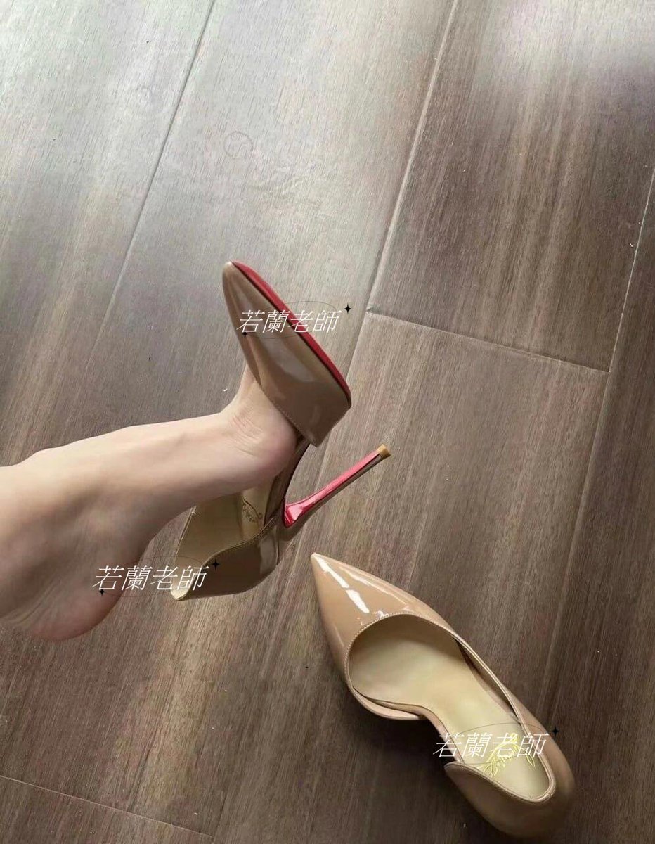 ruolang222's tweet image. 今天的高跟鞋有點磨腳誒