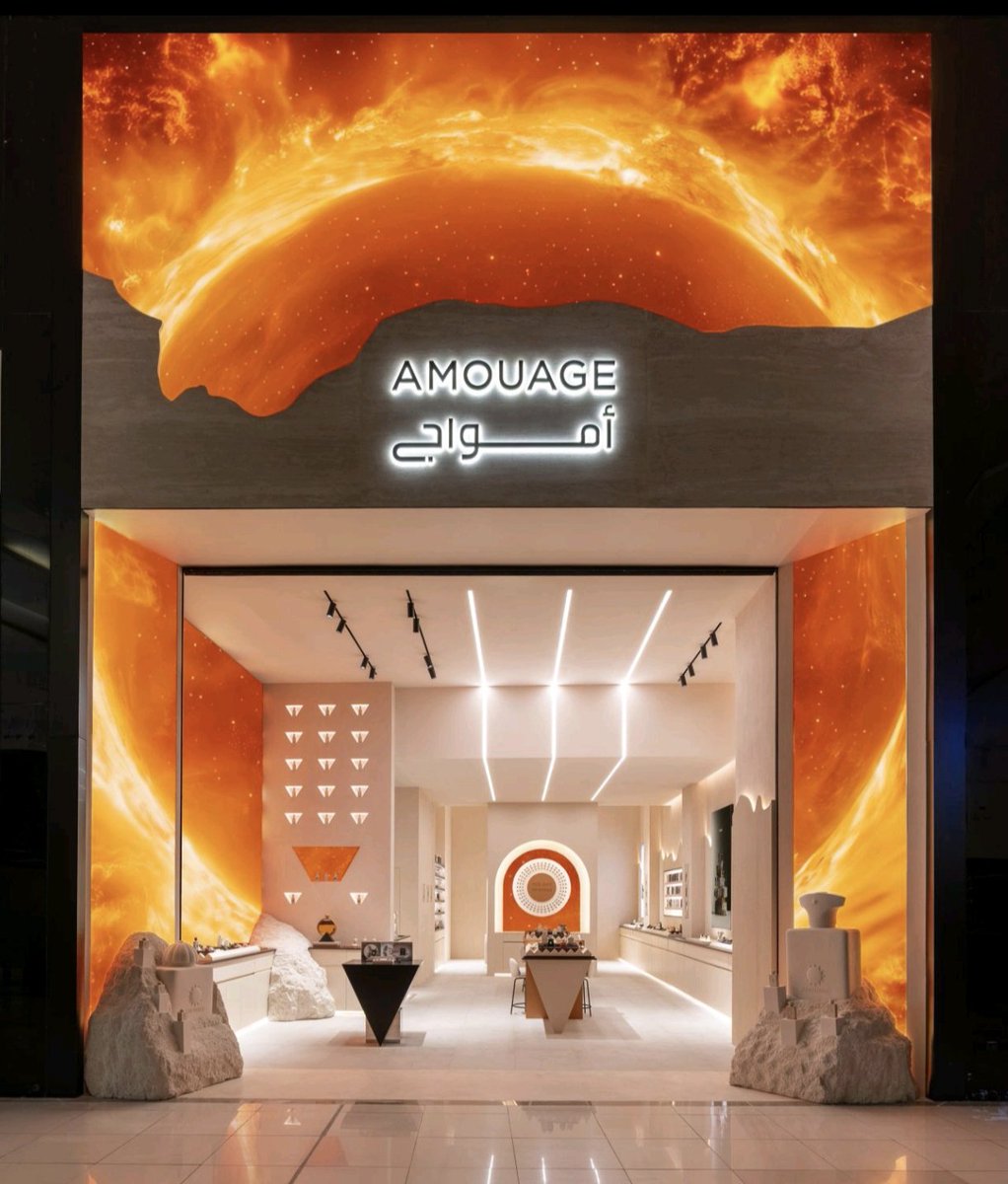 cppluxury's tweet image. AMOUAGE opens stunning new boutique in Riyadh at Nakheel Mall (Saudi Arabia)

#Amouage #Riyadh #NakheelMall #SaudiArabia #luxurybeauty #luxuryfragrances #luxuryperfumes #luxuryretail #luxuryboutique @AmouageOfficial