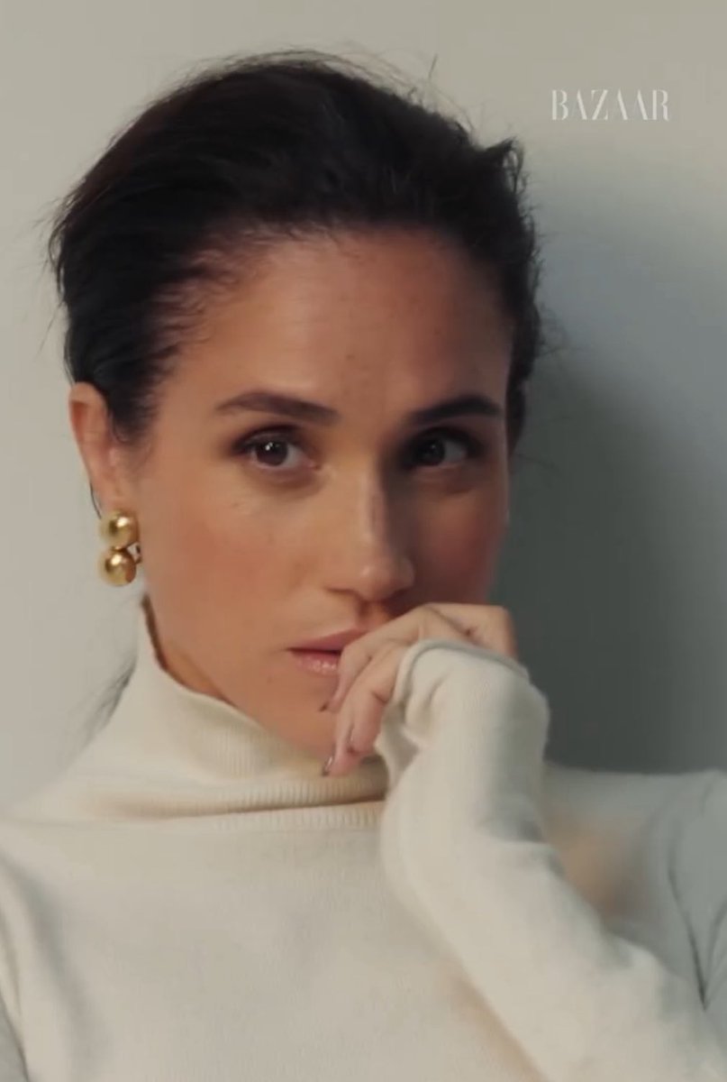 Oh this is THE pic! My God!
#MeghanMarkle 
#meghansussex
#MeghanHarpersBazaar