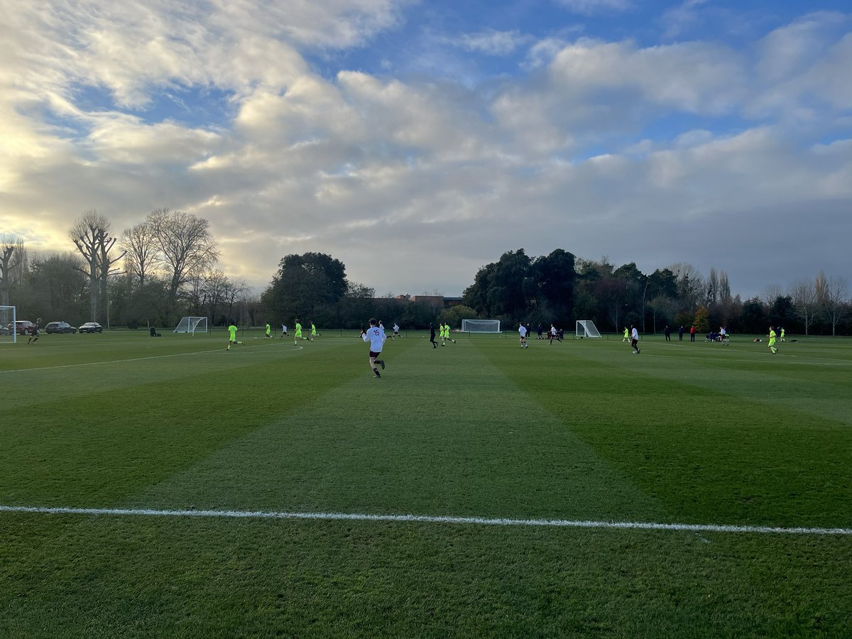 Eton College vs Bromsgrove School