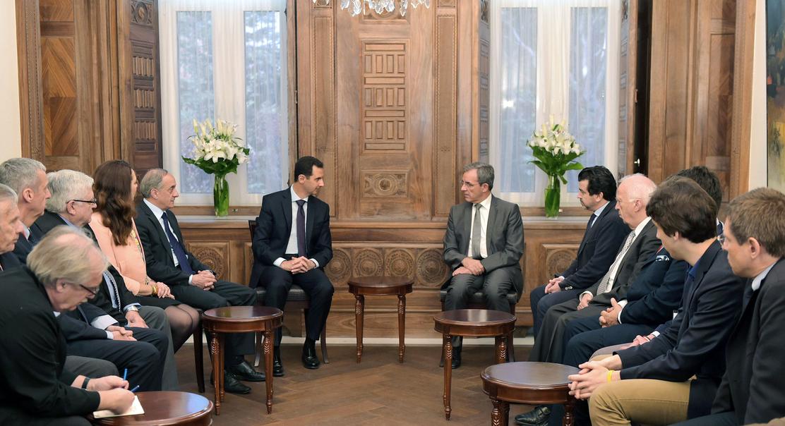 <a href="/RudawEnglish/">Rudaw English</a> Balanche is a former Assadist who has been trying to restore his reputation since the fall of the regime

Here he's on the right, accompanying a delegation that was itself pro-Assad, led by the pro-Russian Mariani <a href="/RashaAlAqeedi/">Rasha Al Aqeedi</a> <a href="/ReemRifai_/">Reem Rifai</a> <a href="/vvanwilgenburg/">Wladimir van Wilgenburg</a>
x.com/jihadyazigi/st…