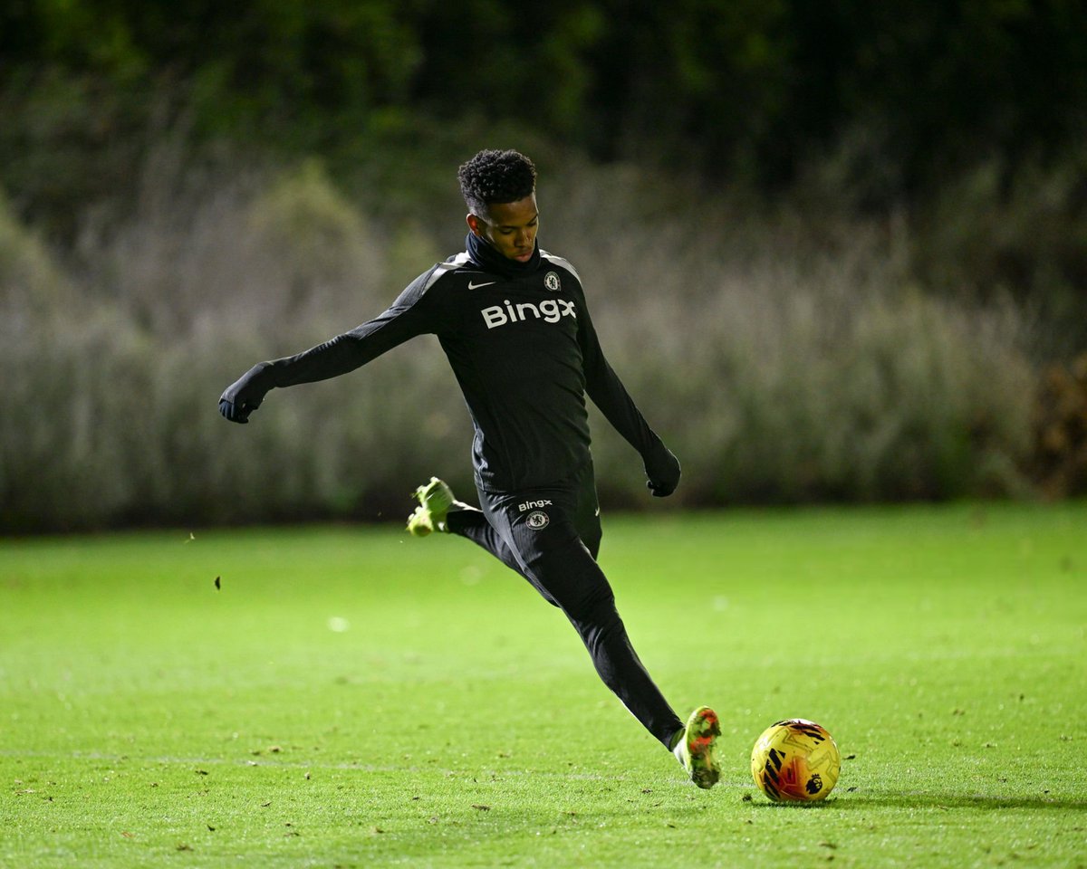 Blue_Footy's tweet image. Estevão returns to training today.