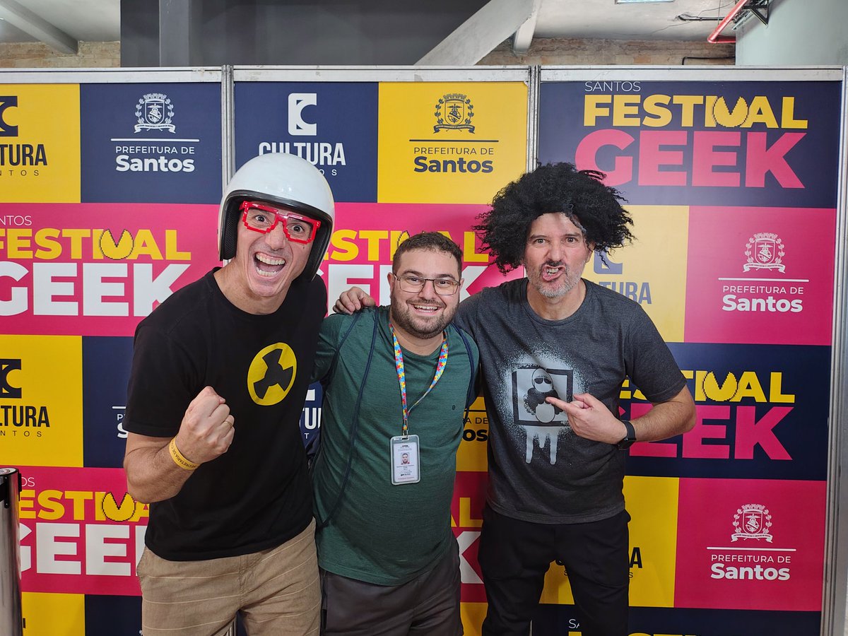 Istaffa's tweet photo. @irmaospiologo Estive ai com vocês levando uma ratoeira no nariz! Curti muito a apresentação de vocês! https://t.co/n5kn3ouaGr