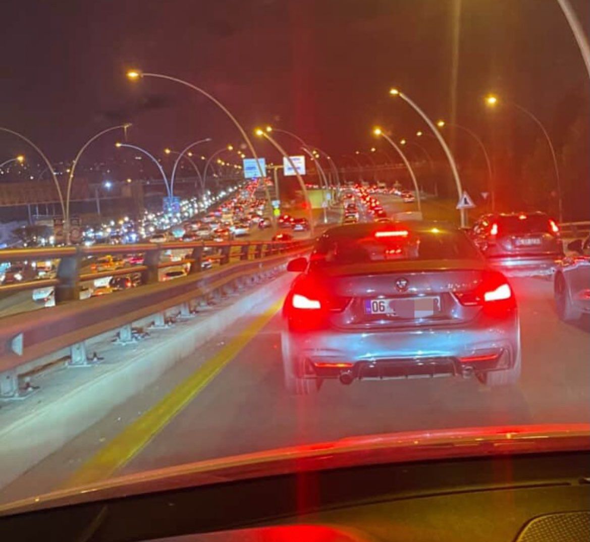 iremmtalks's tweet image. Yapay zekalar açıldı mı ?
Sorular soruldu mu ?

- 
Ankara Trafik #Ankara