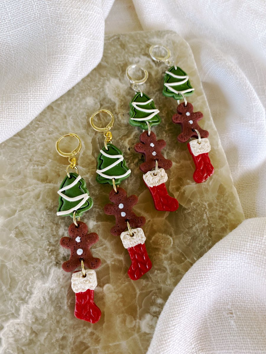 kyaabaird's tweet image. It’s tiiiiiiiiiime🎄✨

100 pairs of handmade earrings + 40 miniature magnets are now available.

Discount code BLACKFRIDAY saves you 30% @ checkout 

Only 10 bundle deals are stocked &amp;amp; you have the option for free gift wrapping

Thank you for shopping small this holiday season!