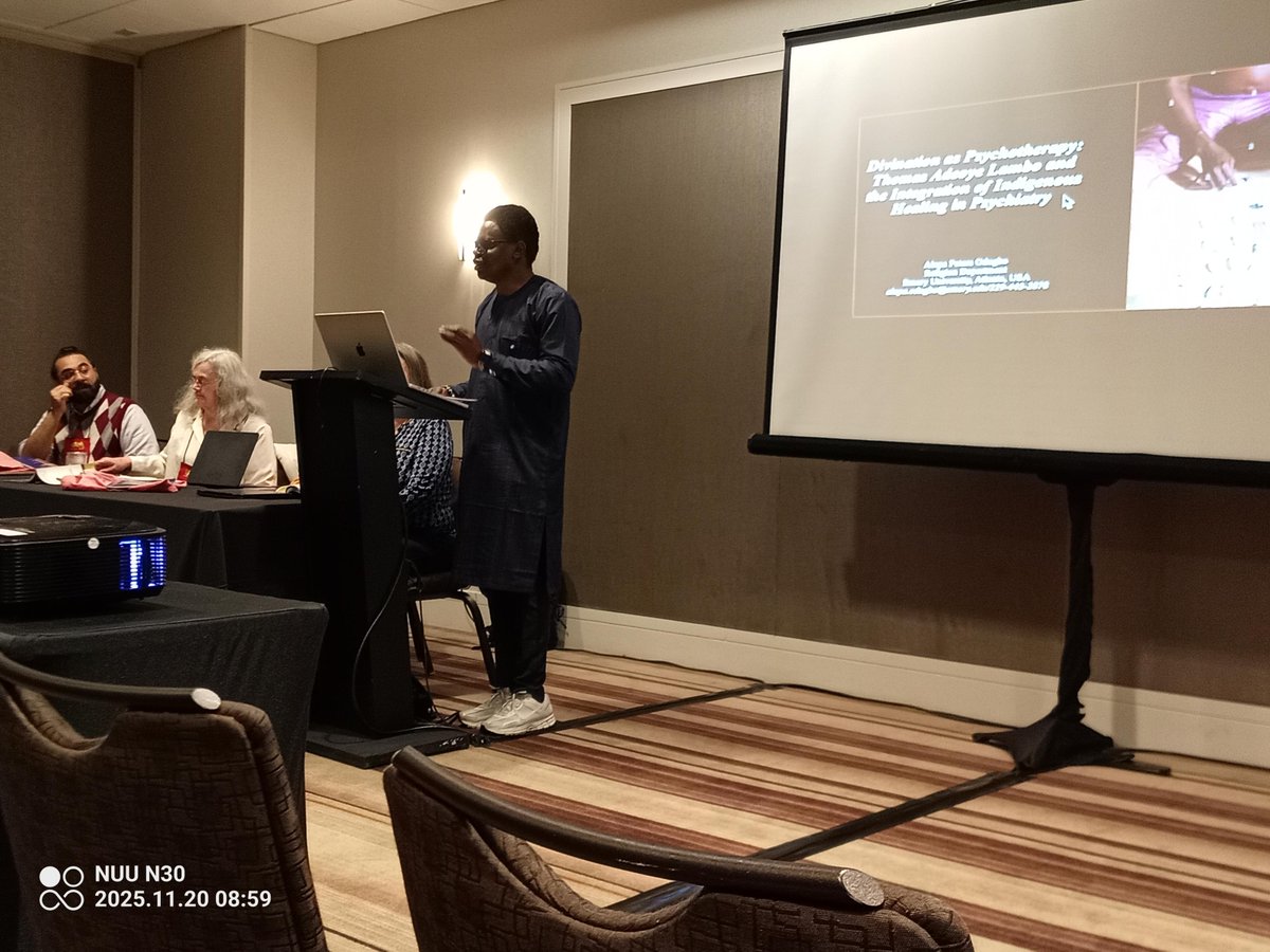 EmoryIAS's tweet image. We are happy to show pics of graduate student, Alapa Odugbo, presenting on day one of the African Studies Association conference here in Atlanta!

Stay tuned for more pics and more highlights of this three day conference!

#emorycollege #emoryuniveristy #africanstudiesassociation
