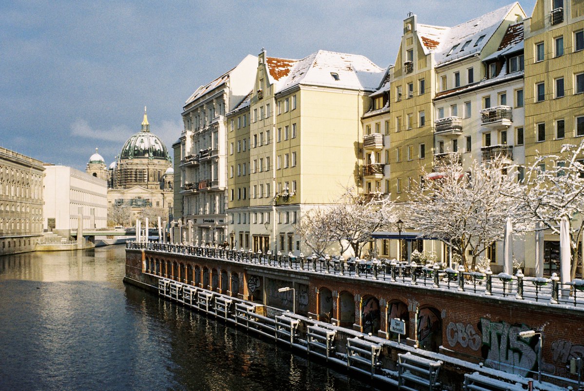 marcel_travels's tweet image. Winter in Berlin on 35mm film 🎞️