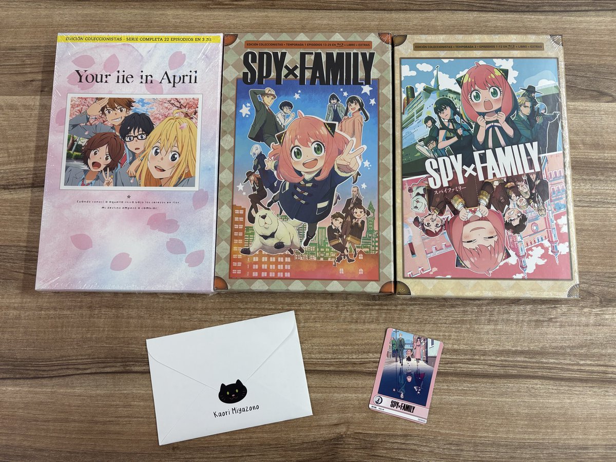 pepotaku18's tweet photo. Por fin he recibido gracias a @SelectaVision 

Las ediciones A4 de la parte 2 de la 
1ra temporada y la 2nda temporada 
completa de Spy X Family y la de 
Your Lie In April (Que por fin la he 
conseguido y que lleva el doblaje Catala 
en esta edición) 

😊😊😊 https://t.co/CfMyEECWua