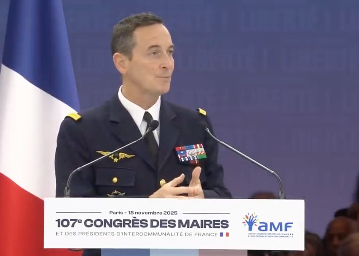 🔴DÉCRYPTAGE – « Il faut accepter de perdre nos enfants » : La phrase du général Mandon qui choque tout un pays !
Par Angélique Bouchard
➡️lediplomate.media/decryptage-acc…

#guerremandon, #generalmandon, #congresdesmaires, #franceenalerte, #hauteintensite, #geopolitique, #otan, #russie,