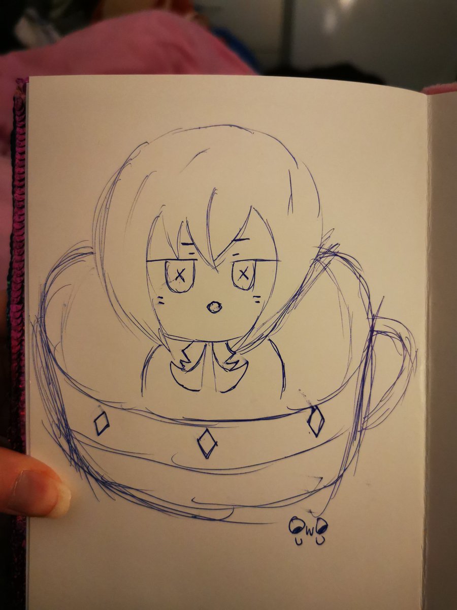 Jumpyuvu's tweet image. I drew me pfp in two mins (please spare me I don&apos;t draw with a pen)