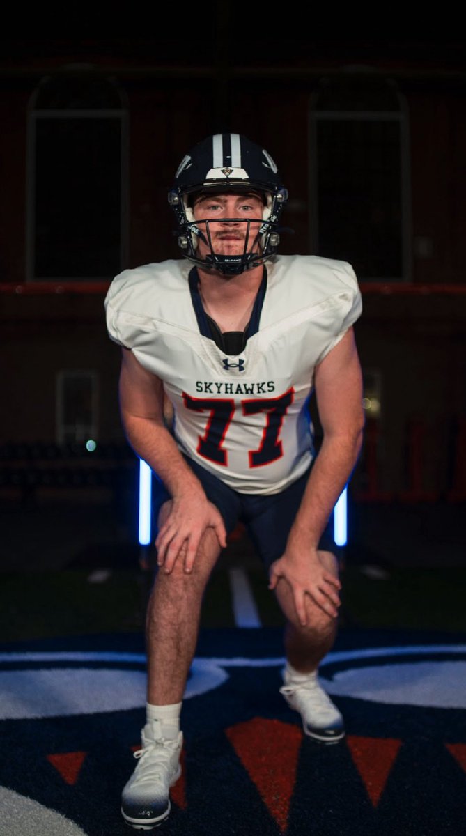 Blessed to be committed to UT Martin <a href="/Coach_JSimpson/">Jason Simpson</a> <a href="/CoachStoutUTM/">Coach Stout 🏈</a> <a href="/CoachKBannon/">Kevin Bannon</a> <a href="/wilkinformby/">Wilkin Formby🦍</a> <a href="/KadynProctor1/">Kadyn Proctor</a> <a href="/RyanLolley2/">Ryan Lolley</a> <a href="/CoachHodges/">Spencer Hodges</a> <a href="/Velocity_FB/">Velocity Football Academy™</a>