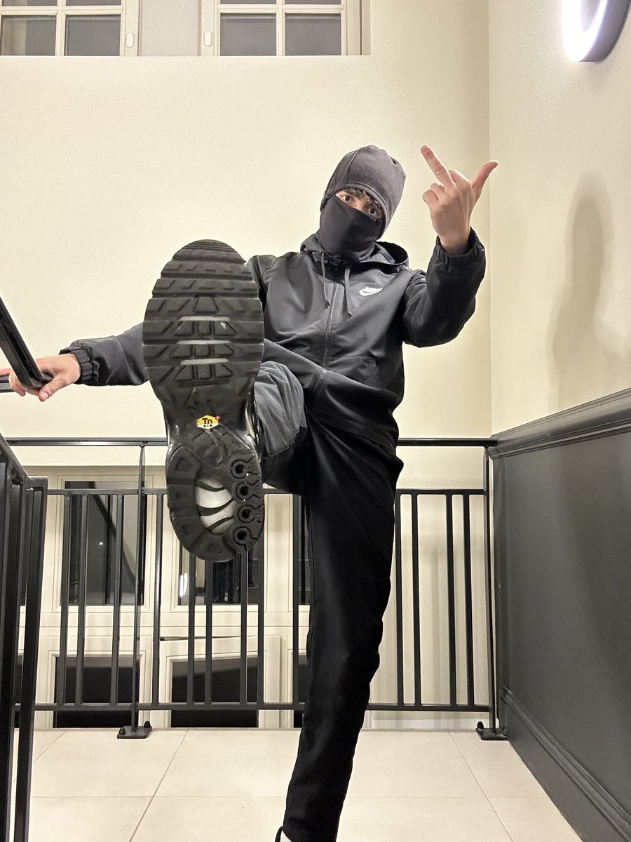 Maitre Adrien 🖕🏻💶 tweet media