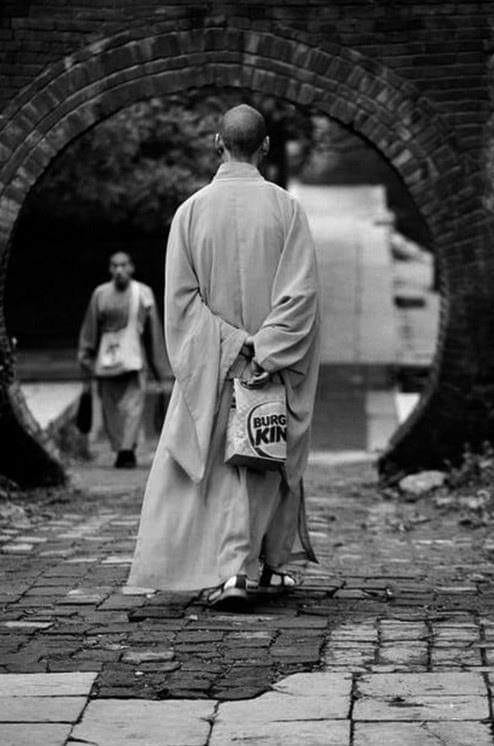 WPRebooter's tweet image. 🎉 New commit: New tweet on your timeline
😂 Joke: I have trust issues... thanks to CSS specificity. #CSS #ProgrammerLife