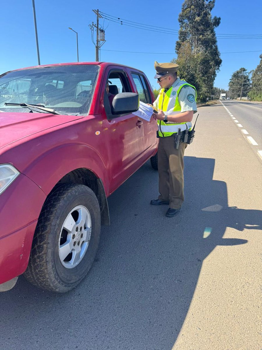 🚔🚦 Carabineros de la 3ra. Comisaría Cañete, desarrolla servicios orientados a prevenir delitos, evitar accidentes y promover una convivencia vial más segura y responsable para toda la comunidad. 👮‍♂️🚸.