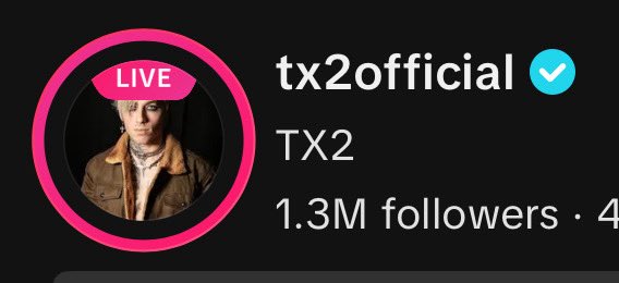 caffeinatednova's tweet image. is he trying to look like leon kennedy with that pfp or smth? 🫩🫩