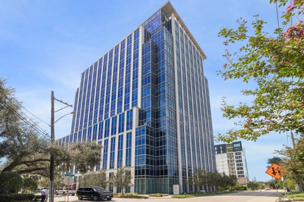 houston_cre's tweet image. ❇️❇️❇️Class A Office Sublease Available | 2,521 RSF | San Felipe Place hubs.la/Q03V58vd0
#Office #ClassA #SanFelipePlace @Colliers_HOU