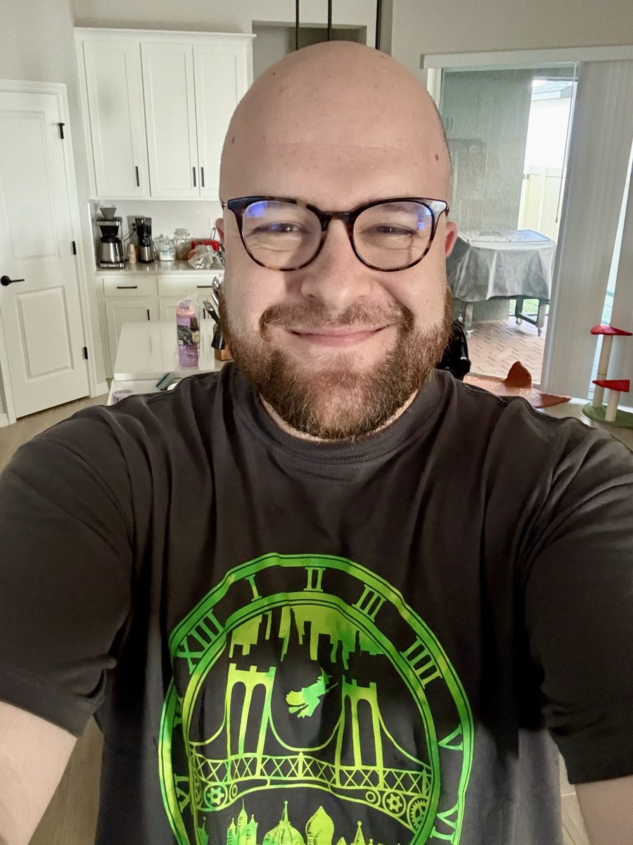 stevenhaderer's tweet image. Stupendously joyified to be seeing #WickedForGood tonight!!! 💚🩷

#wicked #wickedmovie @wickedmovie