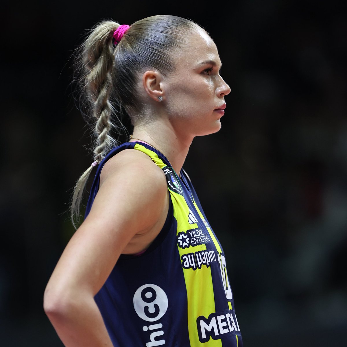 FBvoleybol's tweet image. 📸 Galibiyetimizden kareler.

#SarıMelekler