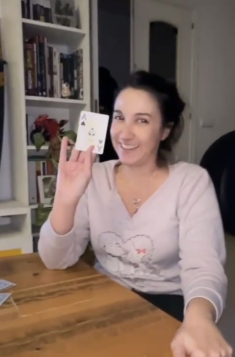 Cucutras tweet media