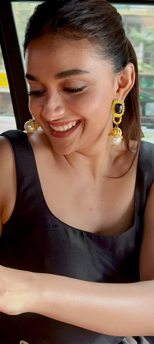 THE_GOAT_HD's tweet image. #KeerthySuresh
Indian actress

🐐