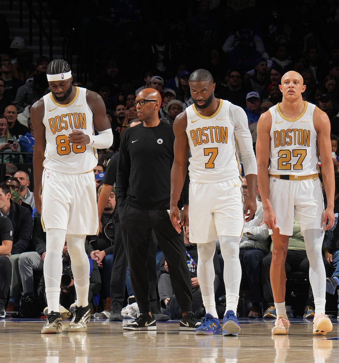 TheDunkCentral's tweet image. An anonymous executive says he doesn’t get that same feeling when he sees Boston on the schedule now compared to two years ago

“There’s a different feeling when you see Boston on your schedule. I’m not saying you expect anything to be easy — far from it. But it’s just not the…