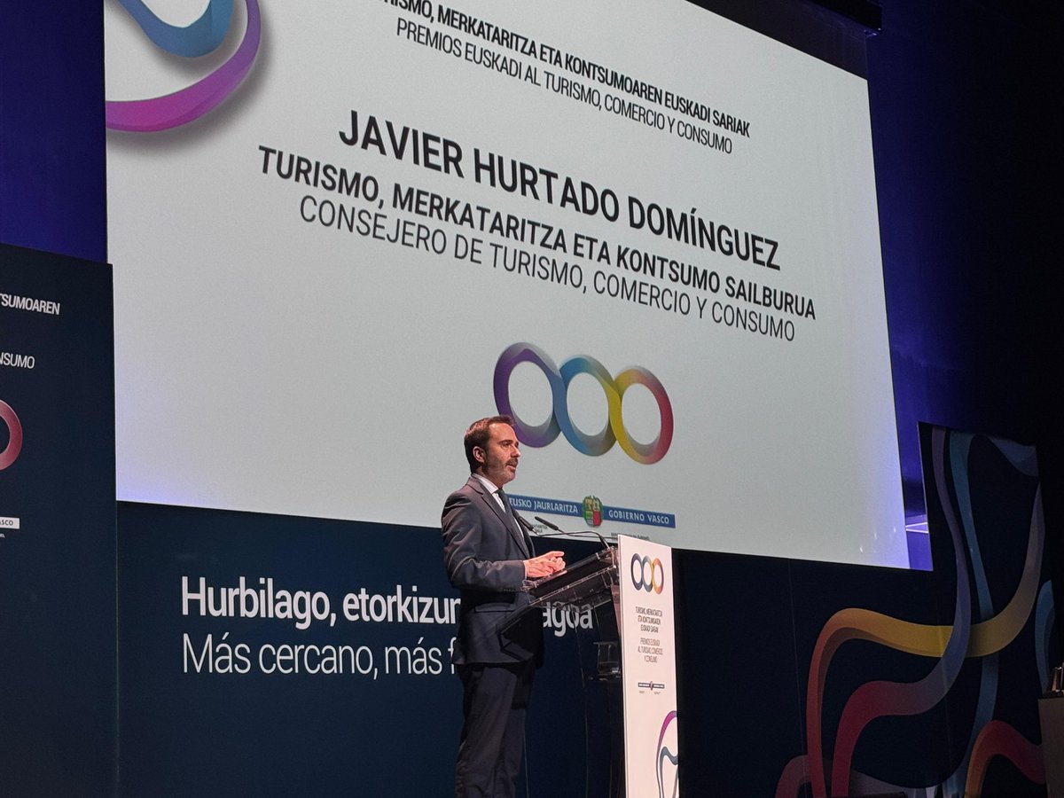 metxebarria_vg's tweet image. El Palacio Europa ha reunido esta tarde a los sectores del turismo, el comercio y el consumo en una nueva edición de los Premios Euskadi. Una ocasión para reconocer proyectos que impulsan empleo, calidad de vida y desarrollo local. 🤝🌿

Felicidades a todas las empresas y…