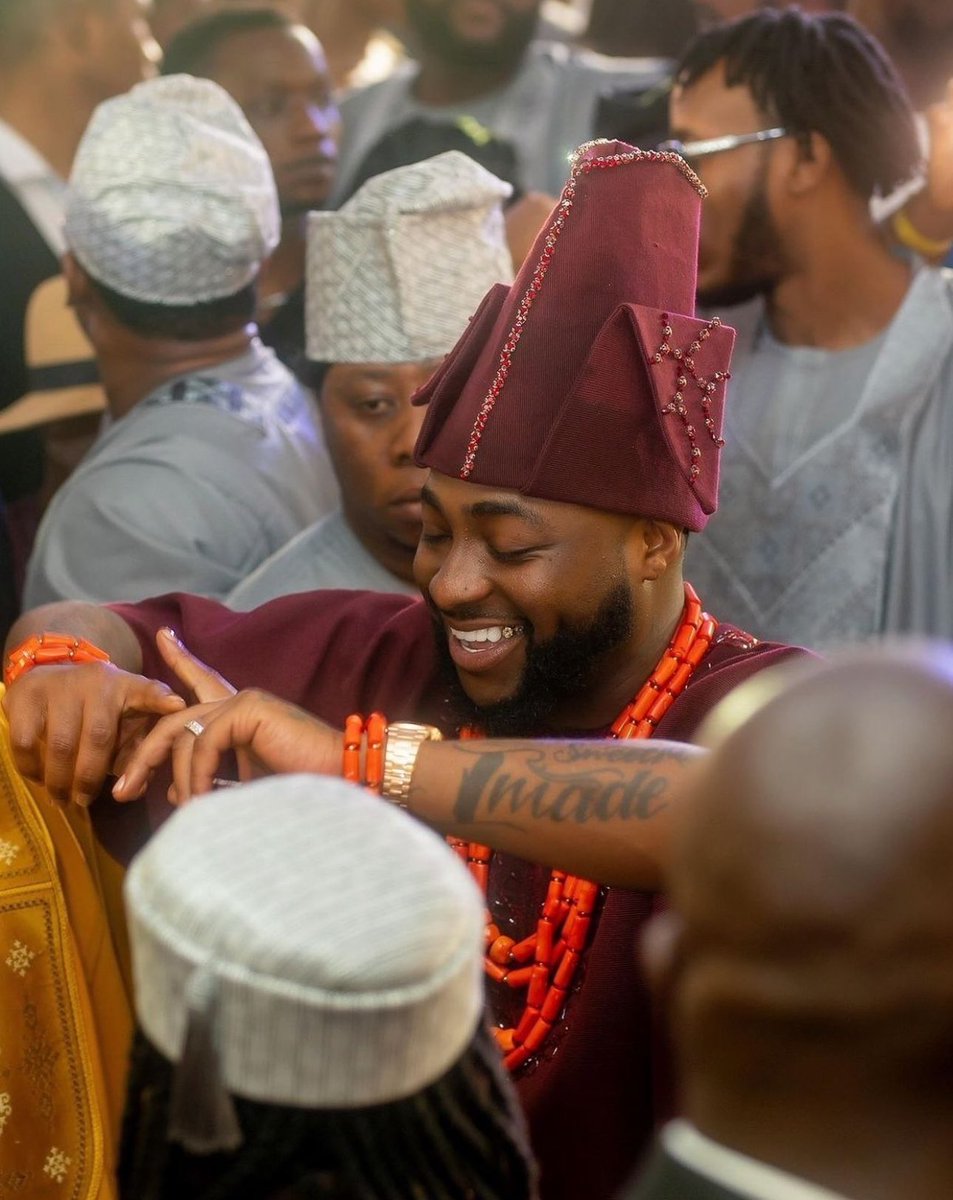 lifeofolaa's tweet image. Happy birthday #1 Afrobeats, I love you for life ❤️🎂