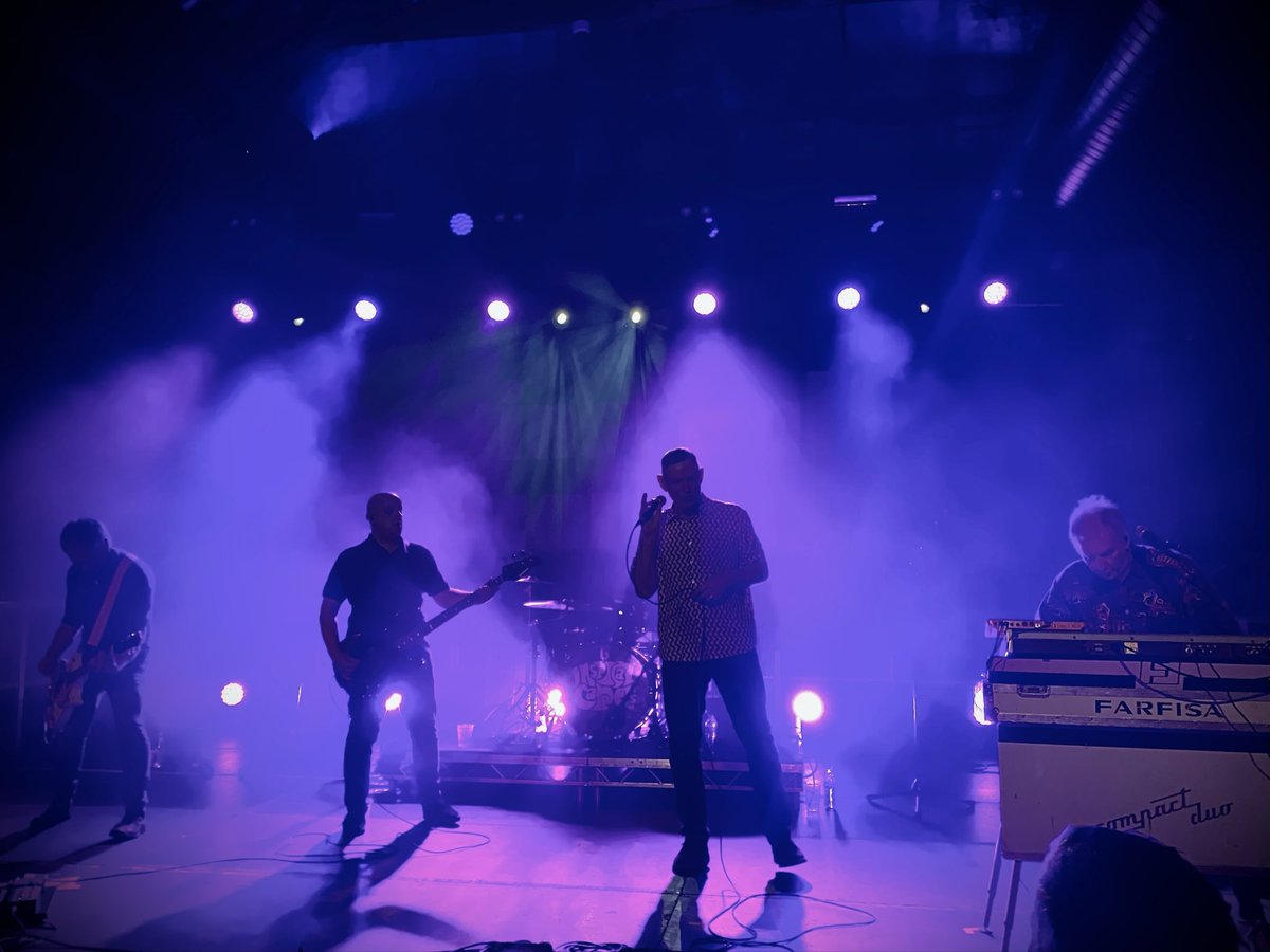 Thanks for a great evening in the Toon, really made my night…… good luck for the rest of the tour🐮
RIP Gilly🙏🏻 (never forgotten)
 <a href="/inspiralsband/">Inspiral Carpets</a> <a href="/InspiralGraham/">Graham Lambert</a>