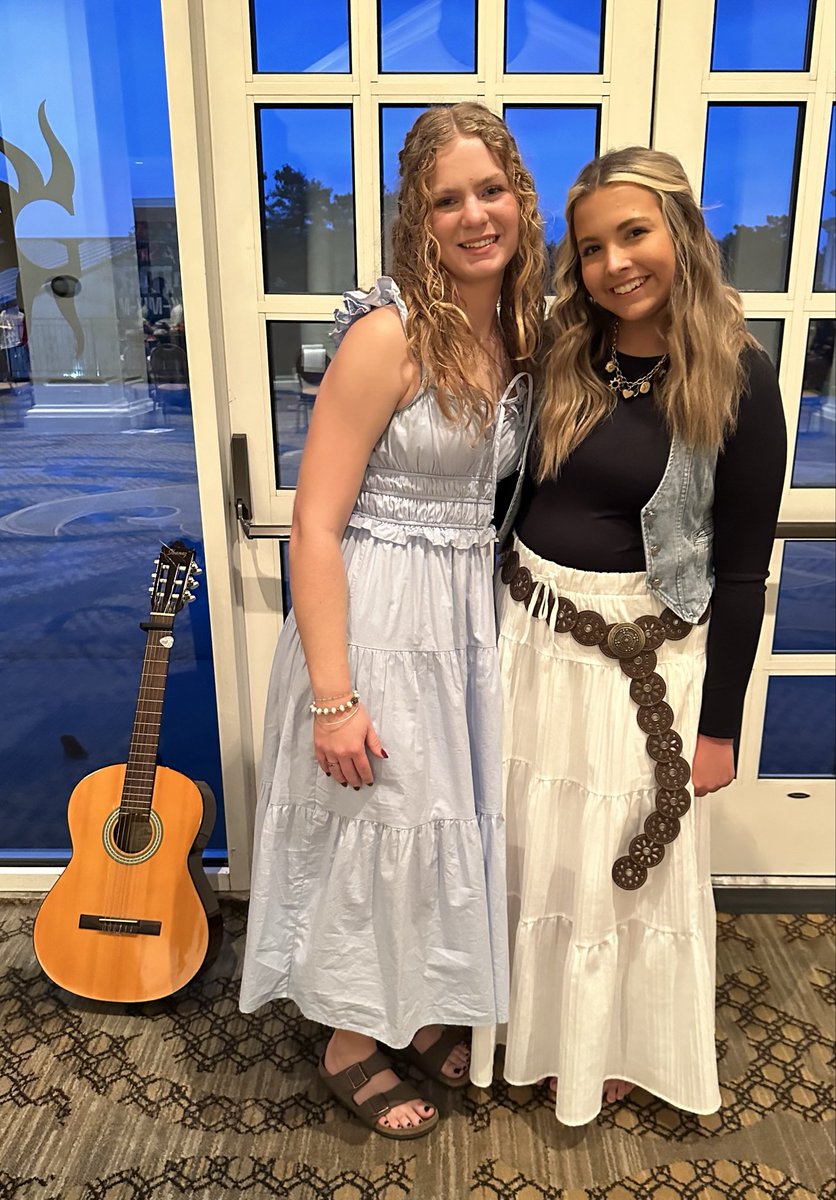 The spotlight is on! ✨ <a href="/SiegelBeta/">Siegel High Beta</a>’s own Eva &amp; SK are ready to take the stage at Beta Convention ’25. Shine bright, Stars! 🌟 <a href="/SiegelHighStars/">Siegel High School</a>