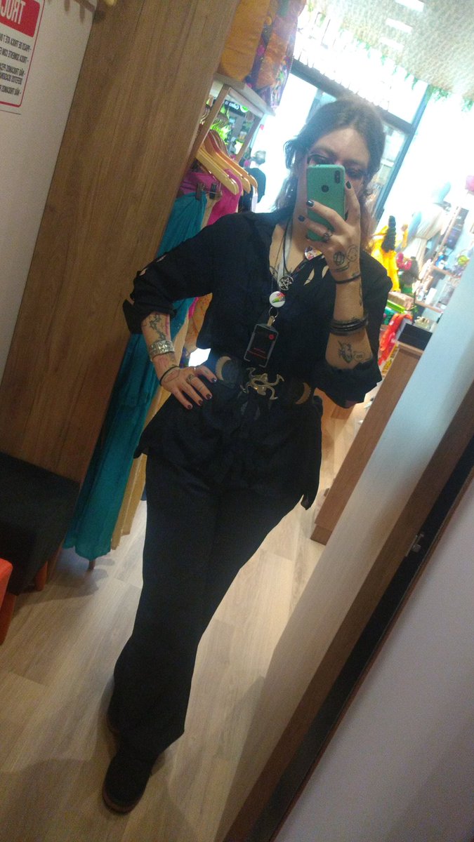 XameArt's tweet photo. KD o povo de Sorocaba para tatuar comigo ?
#sorocaba #sorocity https://t.co/0tOv1xbLp6