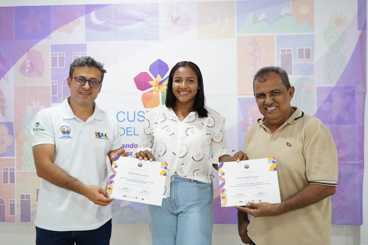 🌿💚 Qué orgullo ver a jóvenes y adultos convertirse en Custodios del Caribe en Algarrobo

Contamos además con el acompañamiento del alcalde Juan Pablo Vargas, quien se unió a esta celebración del cuidado y la responsabilidad colectiva 🤝💧

Por un Caribe más consciente 🌱💛