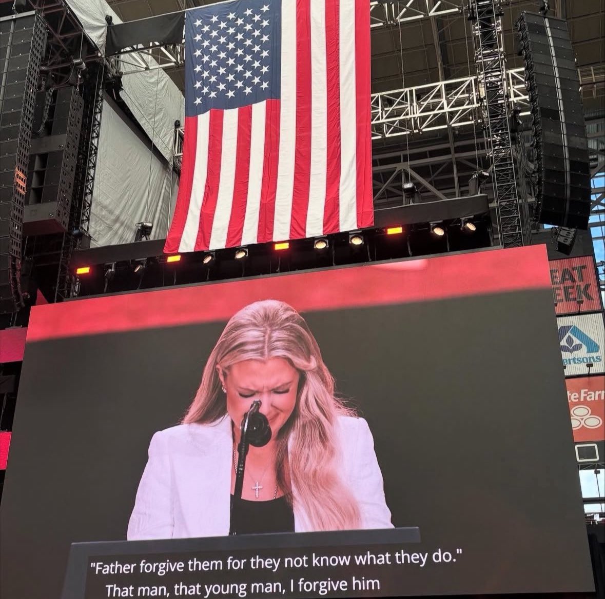 annamlulis's tweet image. A wife.

A mother.

A pro-life advocate.

A follower of Christ.

Happy birthday, @MrsErikaKirk